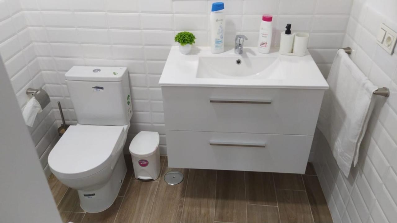 Apartamentos Marmoles Centro Malaga Bagian luar foto