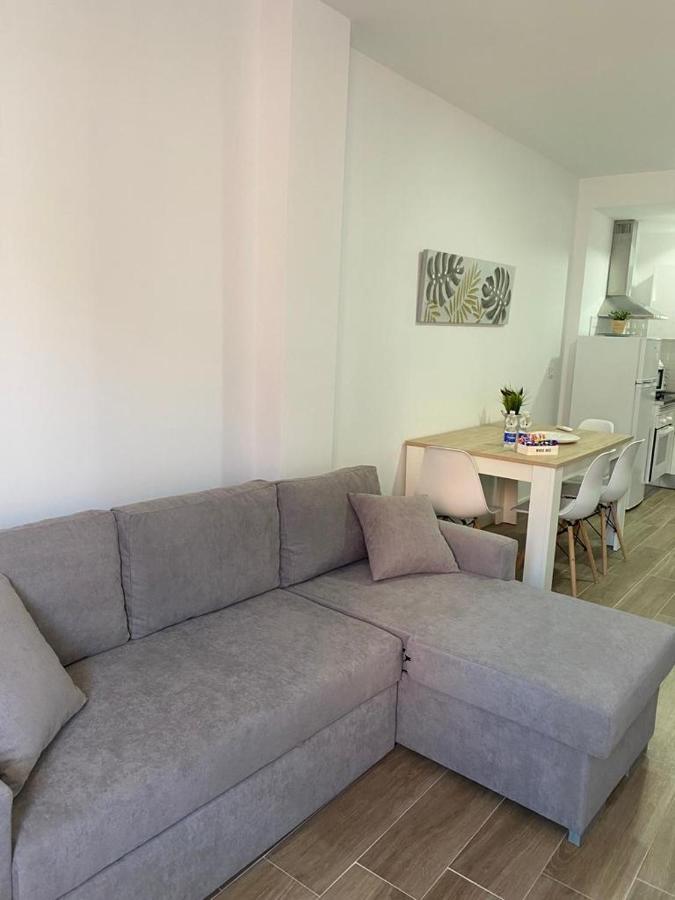 Apartamentos Marmoles Centro Malaga Bagian luar foto